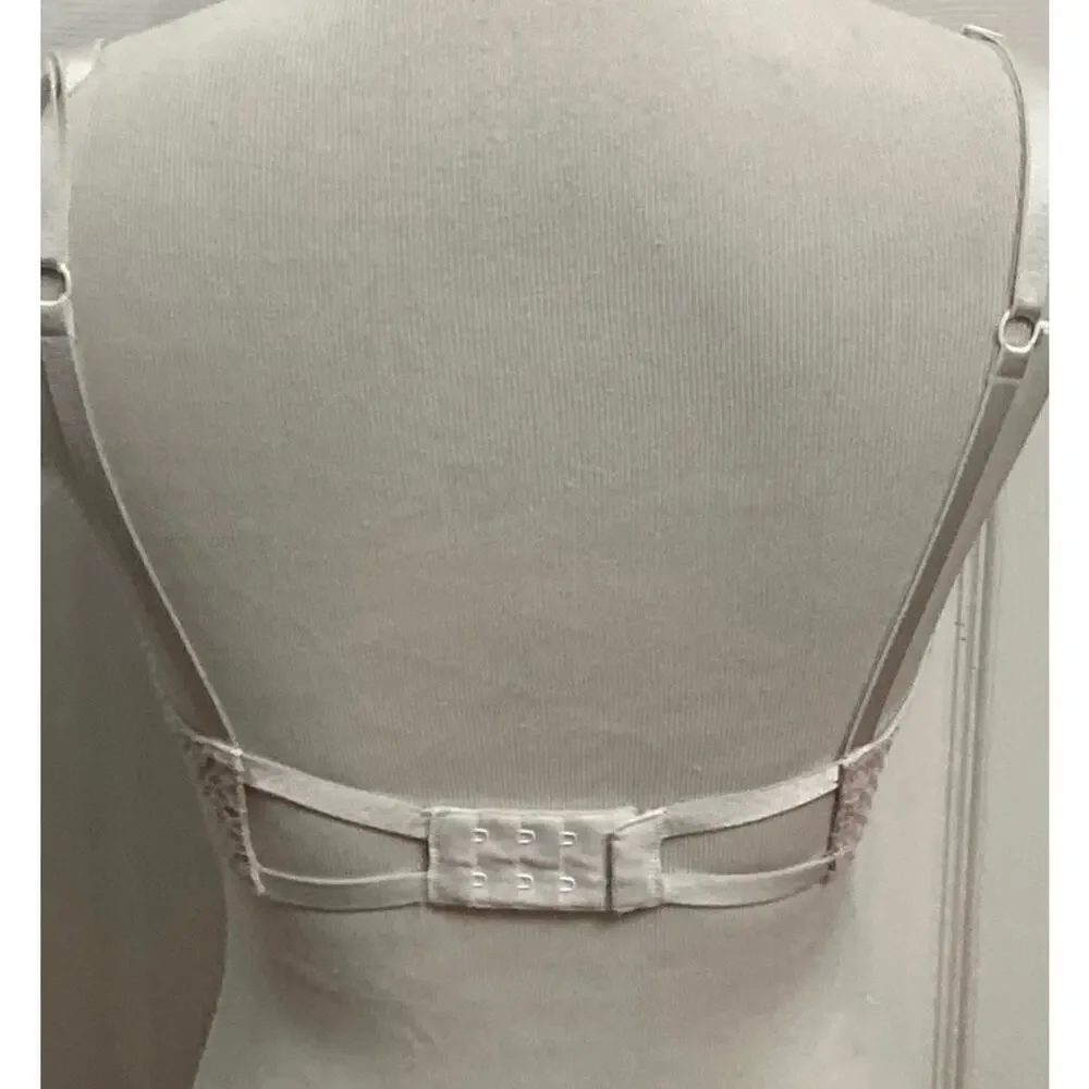 Victoria's Secret Very Sexy Lightly Lined Plunge Lace Beige Push Up Bra Sz 34D